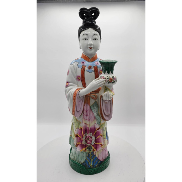 Vintage Gump's Chinese Export Porcelain Court Lady Vase Candleholder 17.5" - Picture 2 of 10